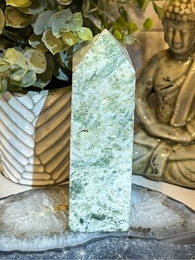 ✨SALE✨ Miss Agate Tower